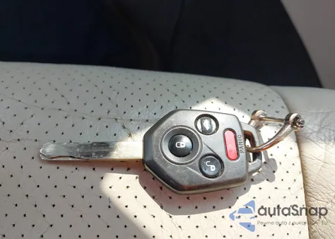 2010 Subaru Outback 2.5I Premium из США, поврежденный, VIN 4S4BRBCC0A3325257